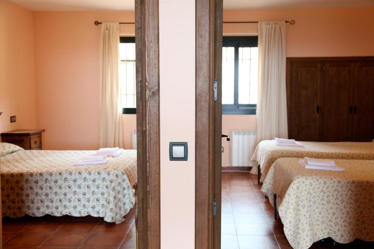 Las Casas De Agapito Poyales Del Hoyo Luaran gambar